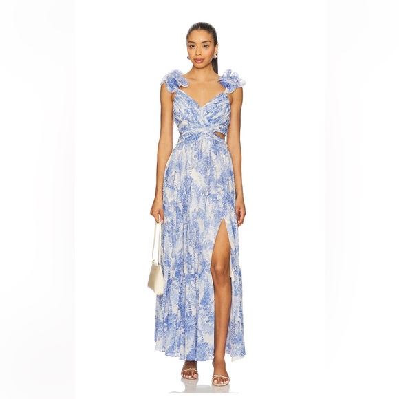 ✨NWT ASTR X Revolve Fritillaria Dress in Blue Floral Sz S✨